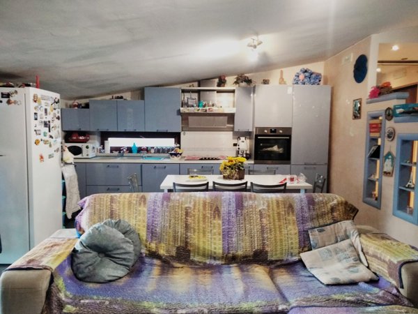 appartamento in vendita a Cava de' Tirreni in zona Petrellosa