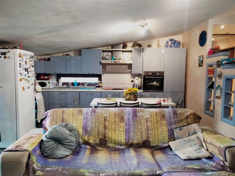 appartamento in vendita a Cava de' Tirreni in zona Petrellosa