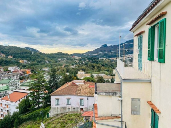 appartamento in vendita a Cava de' Tirreni in zona Annunziata