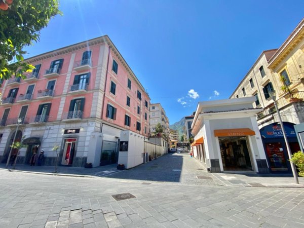 casa semindipendente a Cava de' Tirreni in zona Centro Storico / Scacciaventi