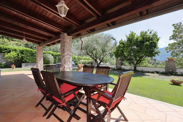 casa indipendente in vendita a Cava de' Tirreni