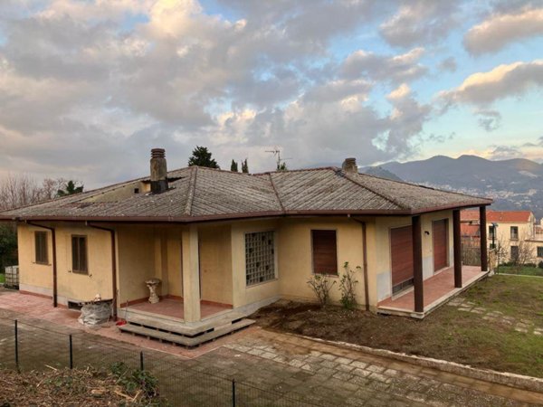 appartamento in vendita a Cava de' Tirreni in zona San Cesareo