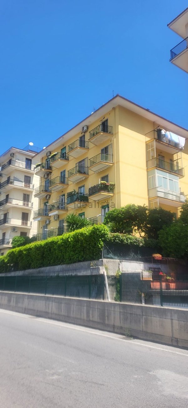 appartamento in vendita a Cava de' Tirreni in zona Centro Storico / Scacciaventi