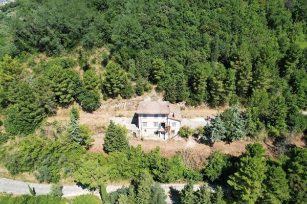 casa indipendente in vendita a Cava de' Tirreni