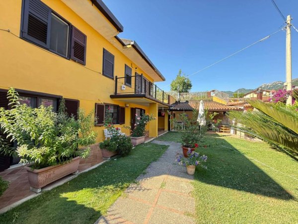casa indipendente in vendita a Cava de' Tirreni