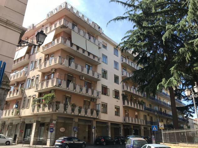 appartamento in vendita a Cava de' Tirreni in zona Centro Storico / Scacciaventi
