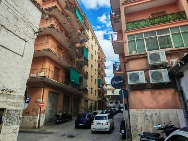 appartamento in vendita a Cava de' Tirreni in zona Centro Storico / Scacciaventi