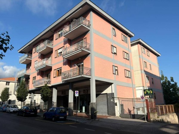 appartamento in vendita a Cava de' Tirreni in zona Centro Storico / Scacciaventi