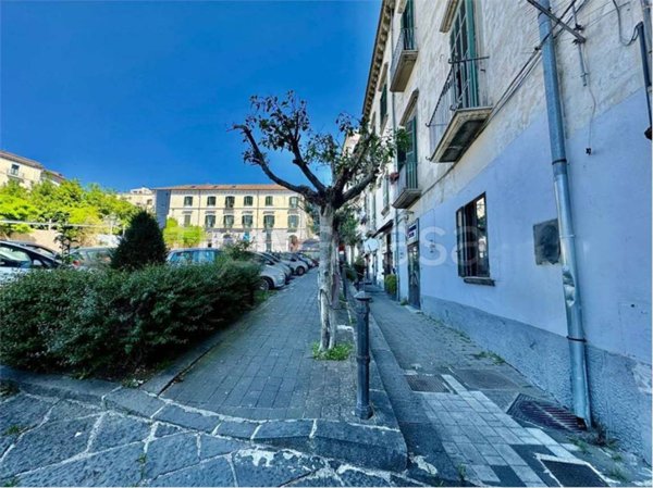 negozio in vendita a Cava de' Tirreni