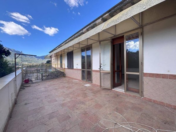 casa indipendente in vendita a Cava de' Tirreni