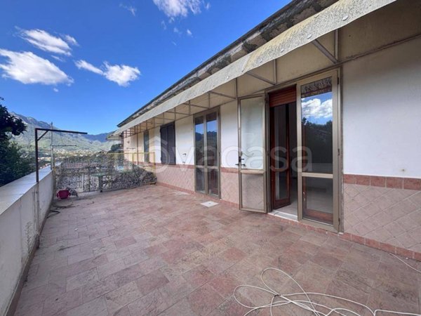 quadrivano in vendita a Cava de' Tirreni