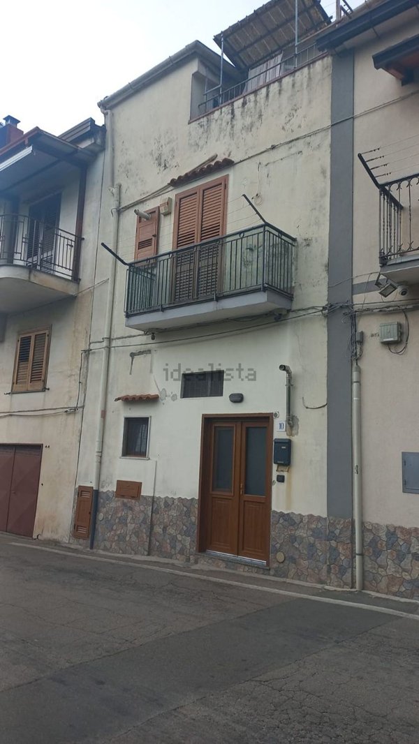 appartamento in vendita a Cava de' Tirreni in zona Santa Lucia