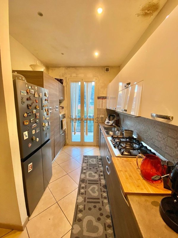 appartamento in vendita a Cava de' Tirreni in zona Santa Lucia