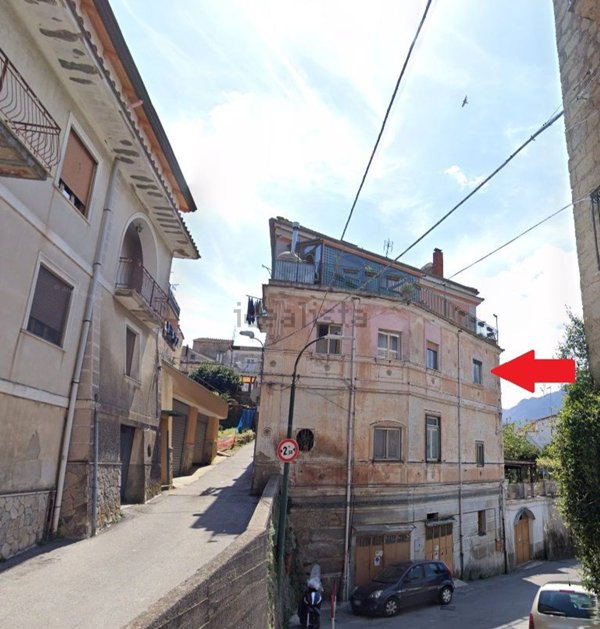 appartamento in vendita a Cava de' Tirreni in zona Pregiato