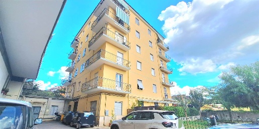 appartamento in vendita a Cava de' Tirreni in zona Centro Storico / Scacciaventi