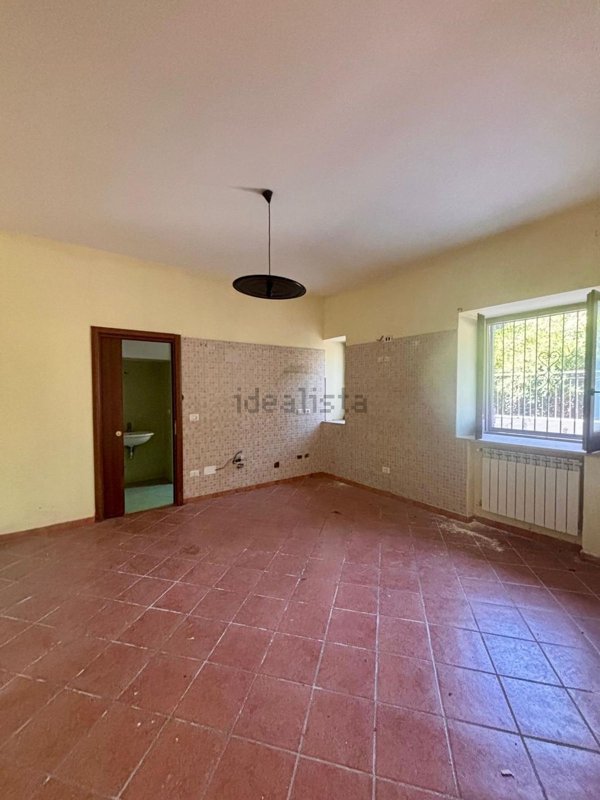 appartamento in vendita a Cava de' Tirreni in zona Pregiato