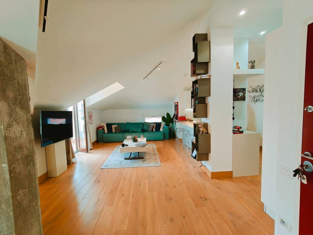 appartamento in vendita a Cava de' Tirreni in zona Pianesi