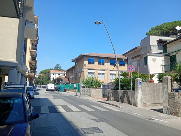 appartamento in vendita a Cava de' Tirreni in zona Centro Storico / Scacciaventi