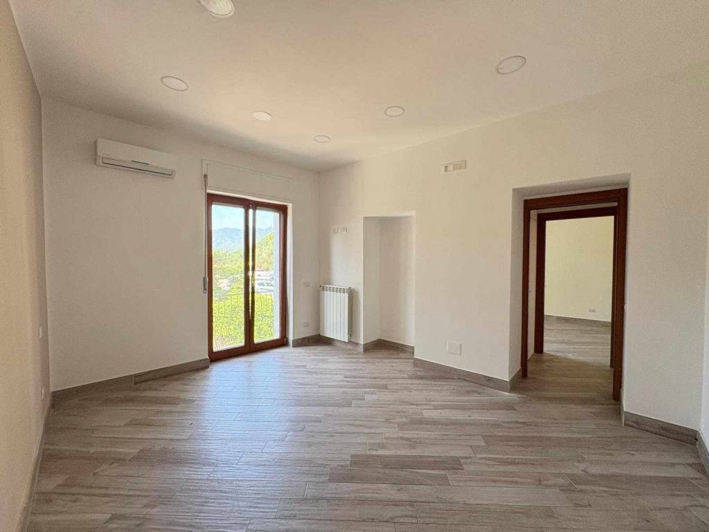 appartamento in vendita a Cava de' Tirreni in zona Annunziata