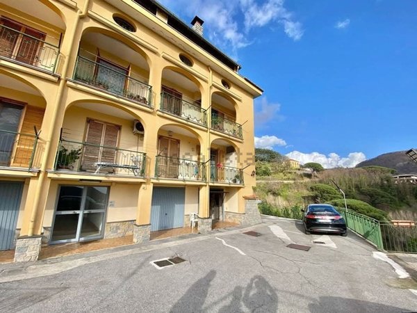 appartamento in vendita a Cava de' Tirreni in zona Rotolo