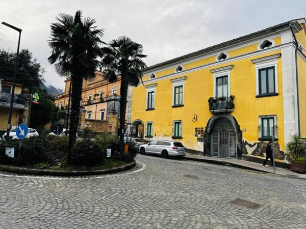 ufficio in vendita a Cava de' Tirreni