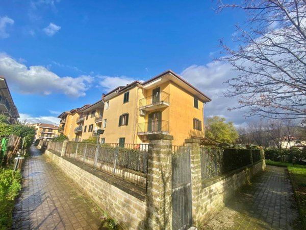appartamento in vendita a Cava de' Tirreni in zona Castagneto / Corpo di Cava