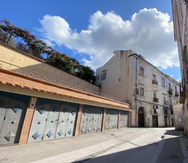 appartamento in vendita a Cava de' Tirreni in zona Pregiato