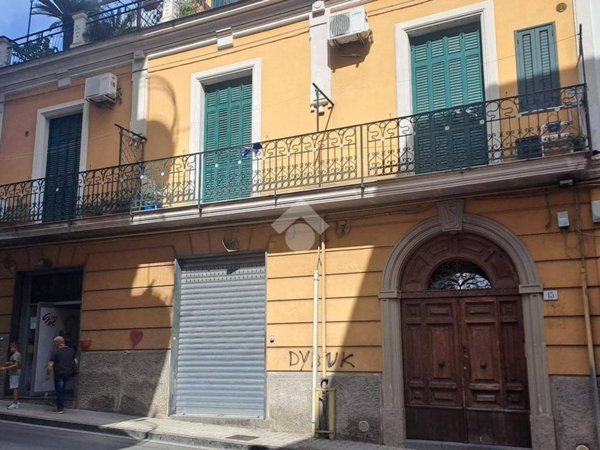 locale commerciale in vendita a Cava de' Tirreni