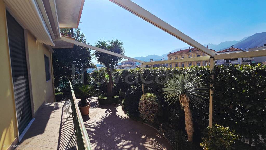 appartamento in vendita a Cava de' Tirreni in zona Centro Storico / Scacciaventi