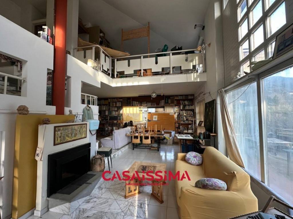 casa indipendente a Cava de' Tirreni in zona Centro Storico / Scacciaventi