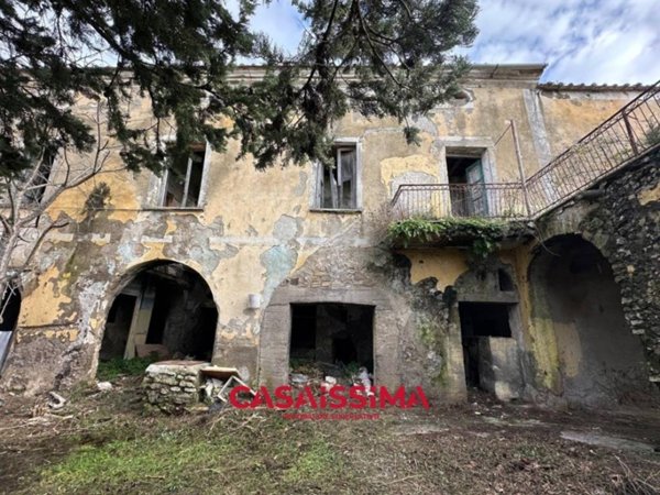 casa indipendente in vendita a Cava de' Tirreni