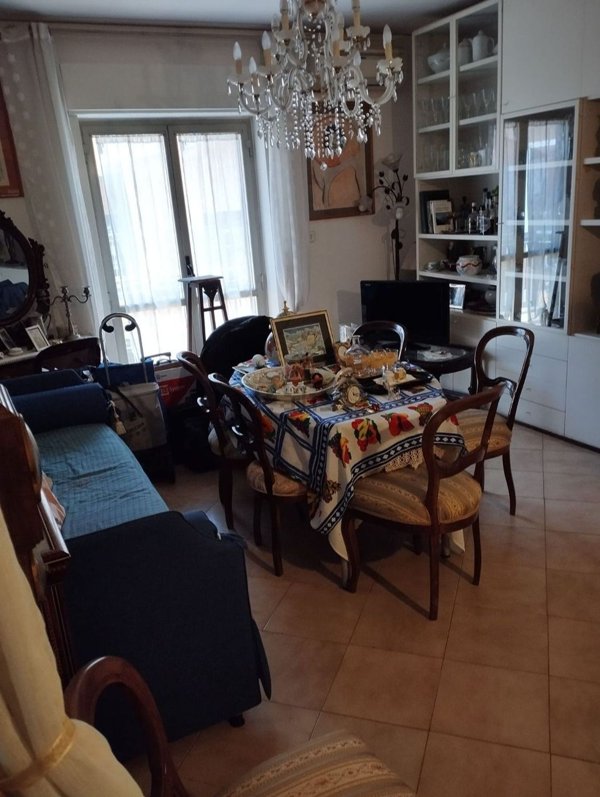 appartamento in vendita a Cava de' Tirreni in zona Centro Storico / Scacciaventi