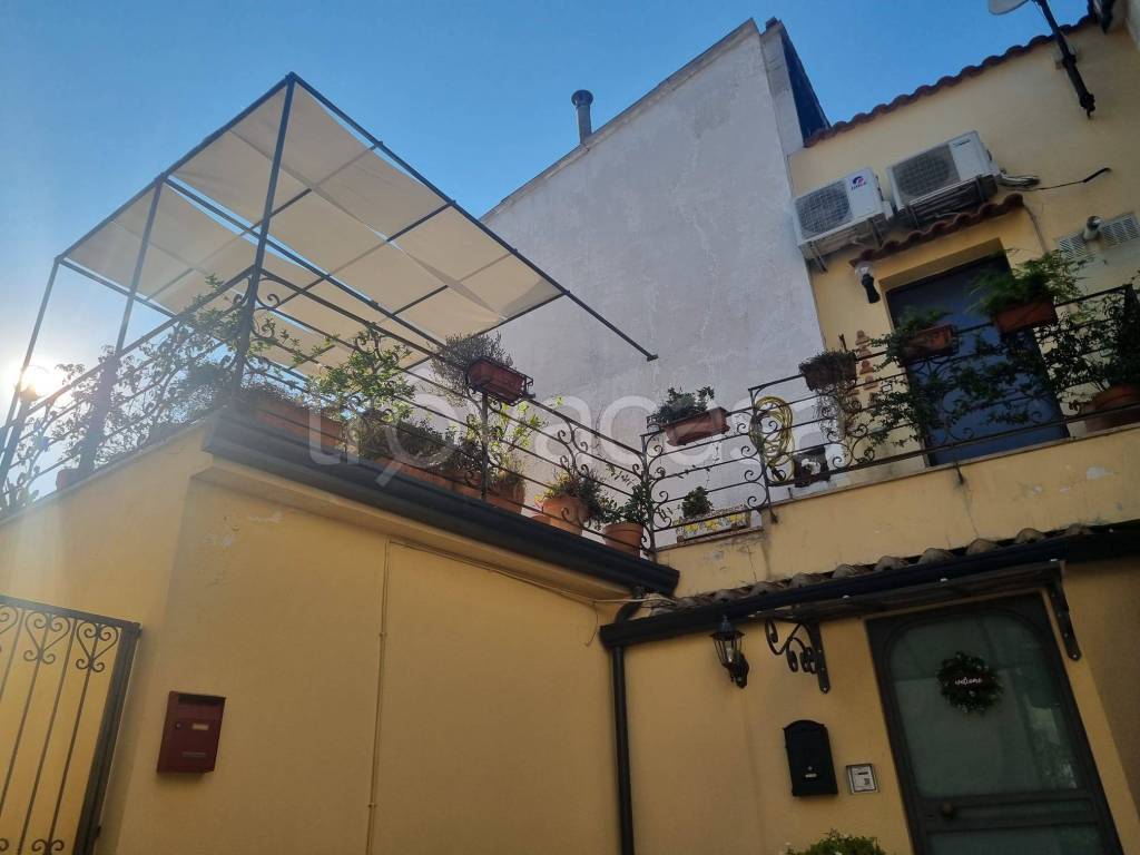 appartamento in vendita a Cava de' Tirreni in zona Castagneto / Corpo di Cava