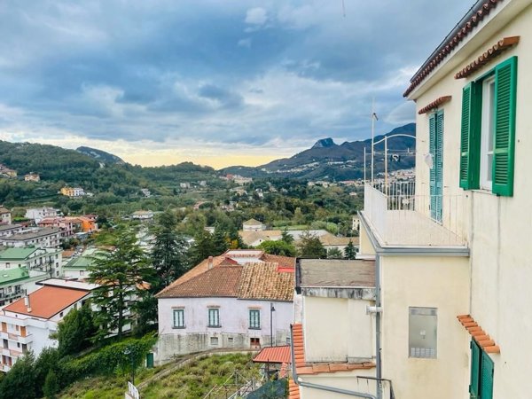appartamento in vendita a Cava de' Tirreni in zona Annunziata