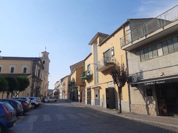 appartamento in vendita a Cava de' Tirreni in zona Santa Lucia