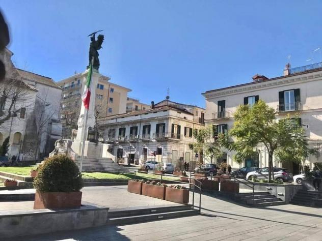 appartamento in vendita a Cava de' Tirreni in zona Centro Storico / Scacciaventi