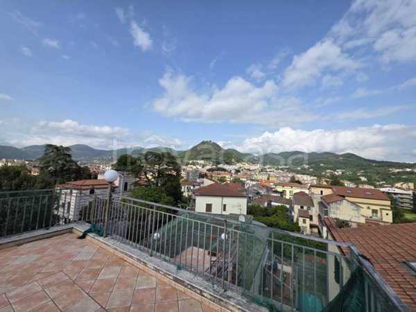 appartamento in vendita a Cava de' Tirreni in zona Pianesi