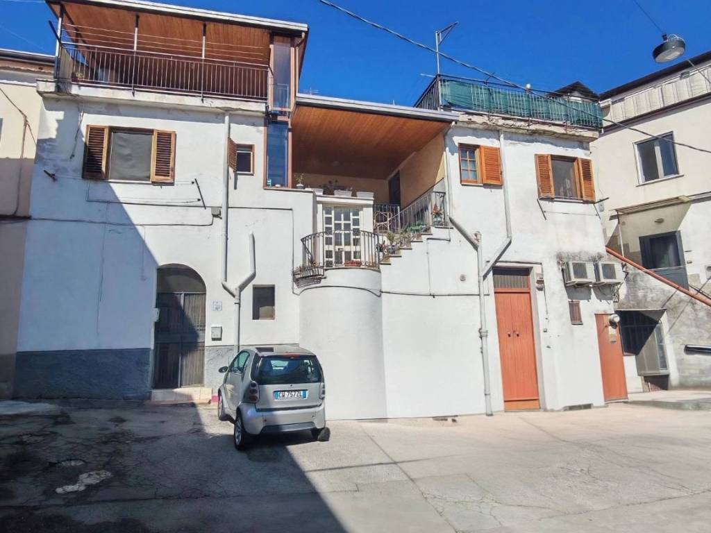 appartamento in vendita a Cava de' Tirreni in zona Passiano