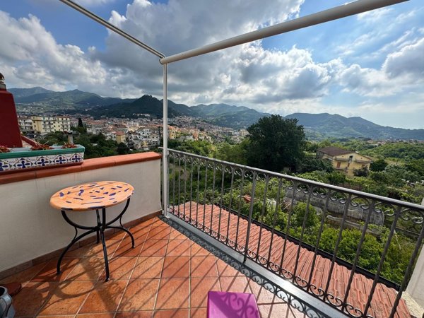 appartamento in vendita a Cava de' Tirreni in zona Li Curti