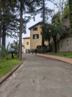 appartamento in vendita a Cava de' Tirreni in zona Rotolo