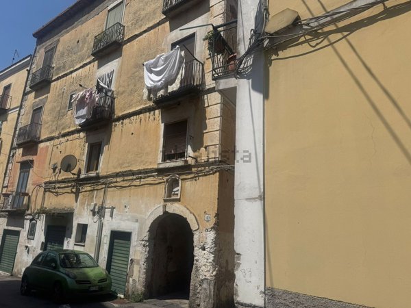appartamento in vendita a Cava de' Tirreni in zona Pregiato