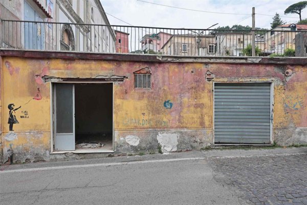 negozio in vendita a Cava de' Tirreni in zona Annunziata