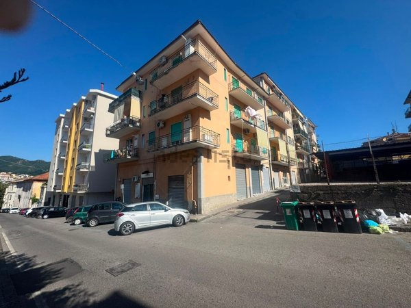 appartamento in vendita a Cava de' Tirreni in zona Centro Storico / Scacciaventi