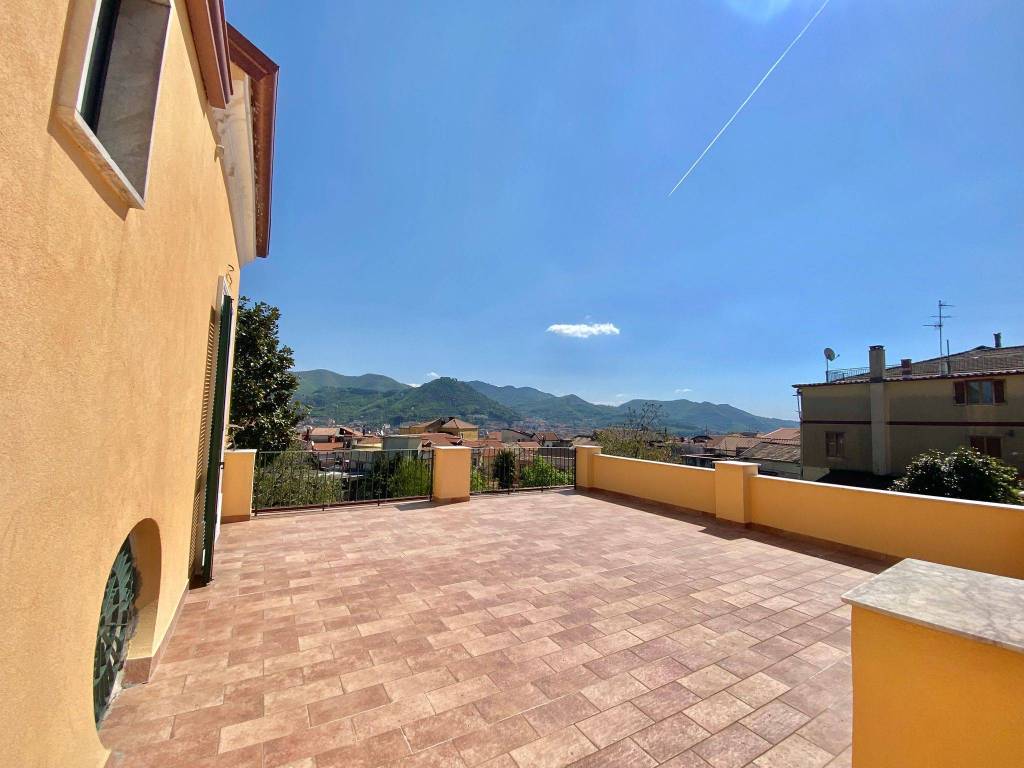 appartamento in vendita a Cava de' Tirreni in zona Passiano