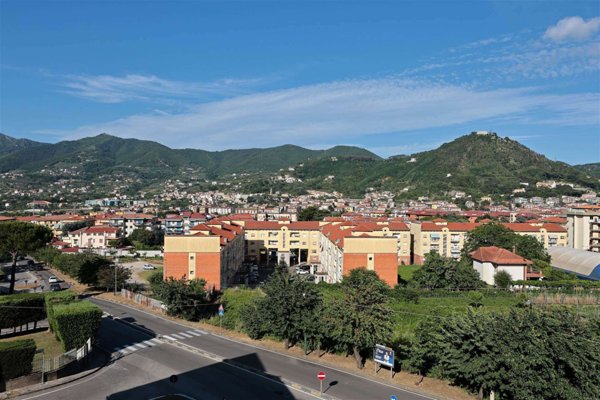 appartamento in vendita a Cava de' Tirreni in zona Pianesi
