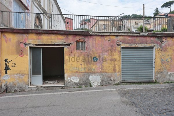 casa indipendente in vendita a Cava de' Tirreni in zona Annunziata