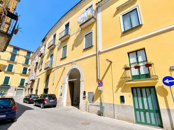 appartamento in vendita a Cava de' Tirreni in zona Pianesi