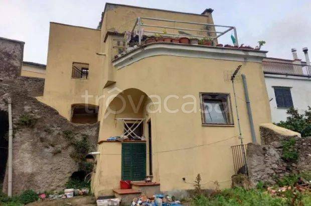 appartamento in vendita a Cava de' Tirreni in zona Pregiato