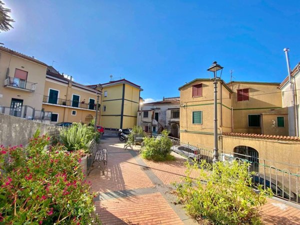 appartamento in vendita a Cava de' Tirreni in zona Annunziata