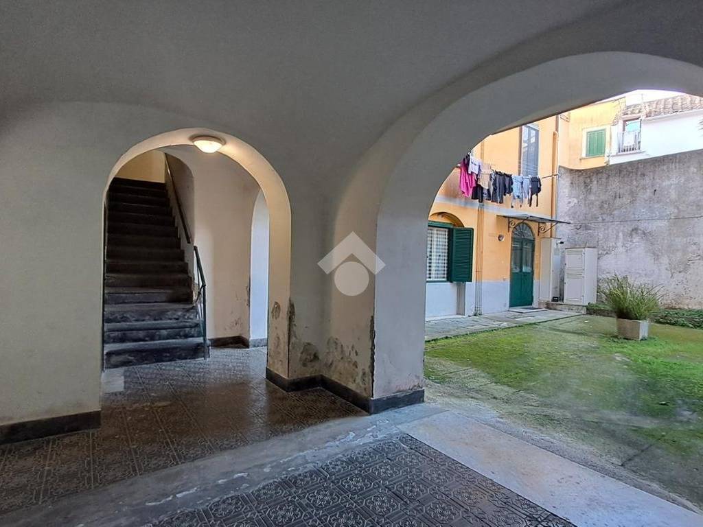 appartamento in vendita a Cava de' Tirreni in zona Pianesi